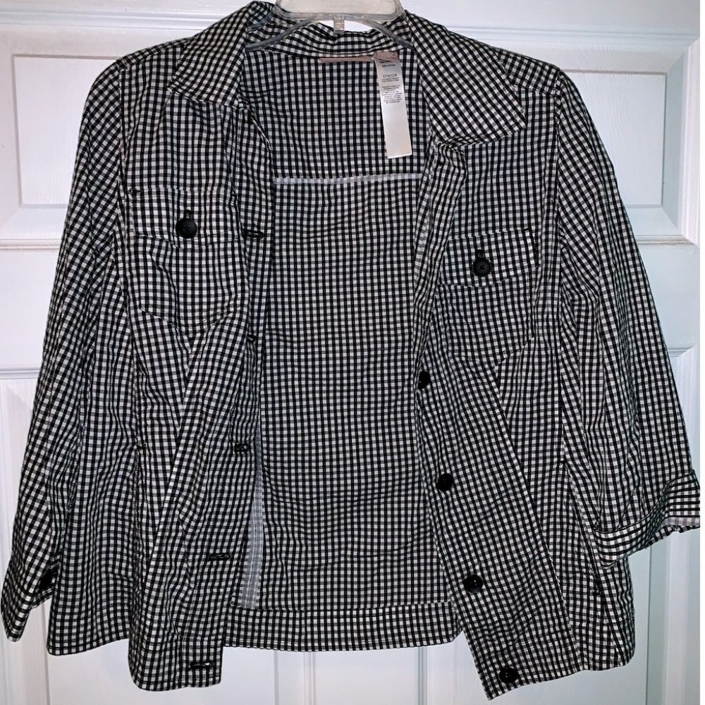 CHICO'S Button Down Blouse